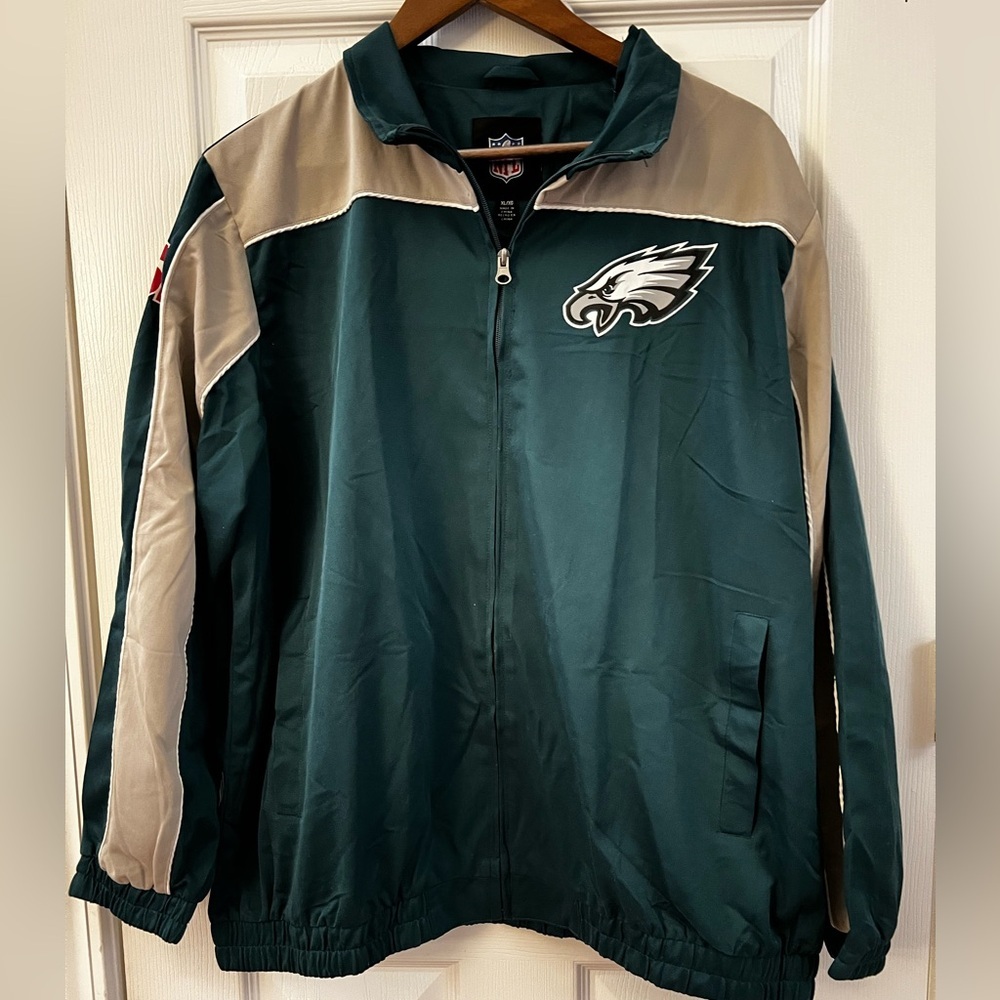 EAGLES SUPERBOWL CHAMPS WINDBREAKER SIZE XL